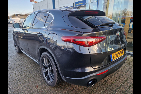 Alfa Romeo Stelvio 2.0 T AWD Special Edition Nieuwstaat! | Full Options! | 20 Inch LMV | Afn.Trekhaak 2300KG geremd!