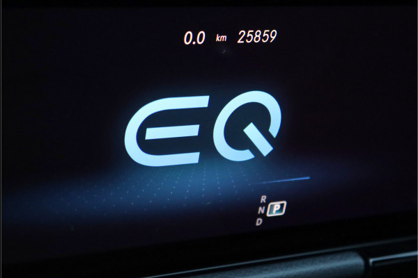 Mercedes-Benz EQA 300 4MATIC AMG Line 67 kWh | Distronic+ | Memory | Trekhaak | Keyless Go | Sfeerverlichting | Nightpakket | Widescreen | Stoelverwarming | Advanced Sound System |