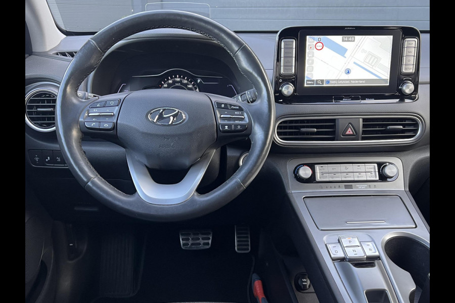 Hyundai Kona EV Premium 64 kWh 1e Eigenaar,Navi,Clima,Camera,Cruise,Head Up Display,Trekhaak,N.A.P,APK tot 08-2025