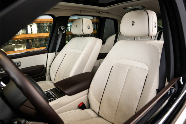 Rolls-Royce Cullinan 6.75 V12 - Panorama | Bespoke Audio | NAP | 1e eig | Massage | HUD | 360c