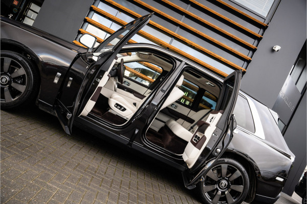 Rolls-Royce Cullinan 6.75 V12 - Panorama | Bespoke Audio | NAP | 1e eig | Massage | HUD | 360c