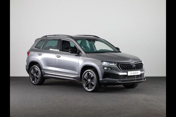 Škoda Karoq 1.5 TSI ACT Sportline Business 150 pk Automaat (DSG) | Verlengde garantie | Navigatie | Parkeersensoren | Achteruitrijcamera | Cruise control | Stoelverwarming v/a |