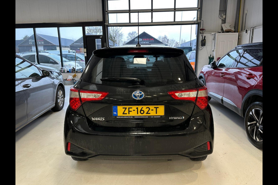 Toyota Yaris 1.5 Hybrid Dynamic 1 JAAR GARANTIE