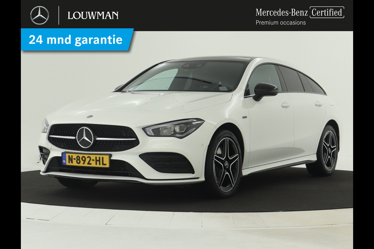 Mercedes-Benz CLA-Klasse Shooting Brake 250 e Premium Plus | Panoramadak | 5 spaaks lichtmetalen velgen | MBUX wide screen | Navigatie | Parkking support | Inclusief 24 maanden MB Certified garantie voor Europa.