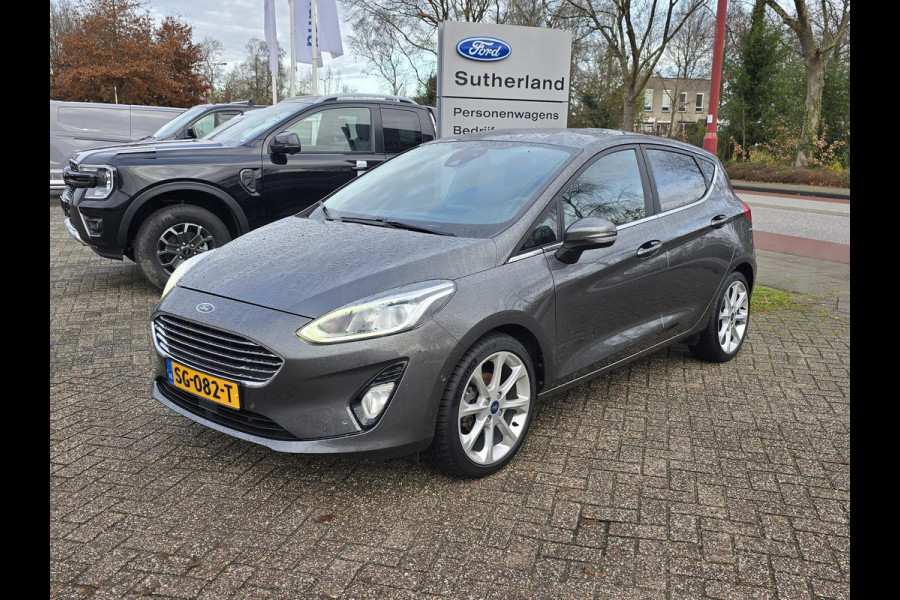 Ford Fiesta 1.0 EcoBoost Titanium 100pk | Adaptive cruise control | Winter pack | Dodehoeksensoren | Achteruitrijcamera