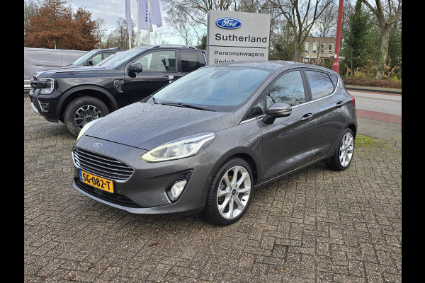 Ford Fiesta 1.0 EcoBoost Titanium 100pk | Adaptive cruise control | Winter pack | Dodehoeksensoren | Achteruitrijcamera