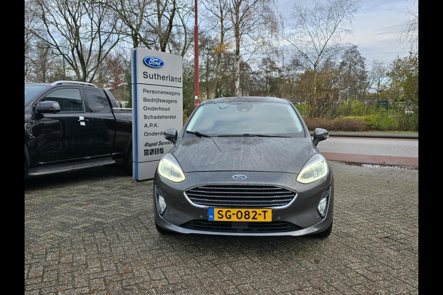 Ford Fiesta 1.0 EcoBoost Titanium 100pk | Adaptive cruise control | Winter pack | Dodehoeksensoren | Achteruitrijcamera