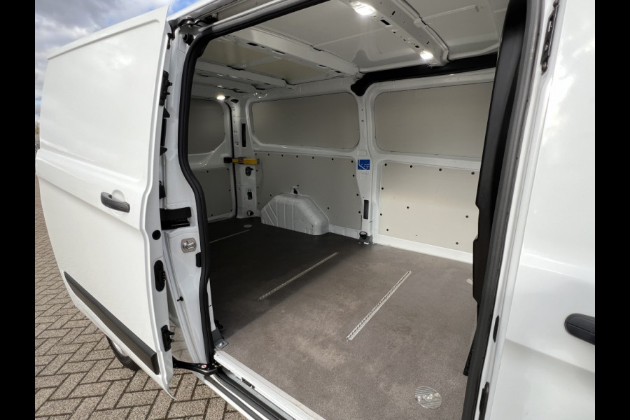 Ford Transit Custom 300 2.0 TDCI L2H1 Trend Driverpack | Winterpack