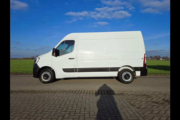 Renault Master T35 2.3 dCi L2 H2 - 150 Pk - Euro 6 - Navi - ParkeerCamera - Airco - Cruise Control