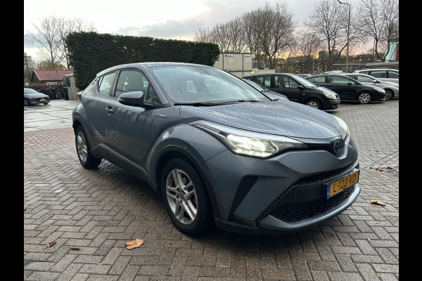 Toyota C-HR 1.8 Hybrid Active | Trekhaak | achteruitrijcamera | keyless start |