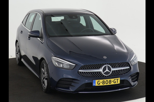 Mercedes-Benz B-Klasse 180 Business Solution AMG | Lichtmetalen velgen 5 spaaks | MBUX wide screen | Navigatie | Parking support met camera achter | Inclusief 24 maanden MB Certified garantie voor Europa.