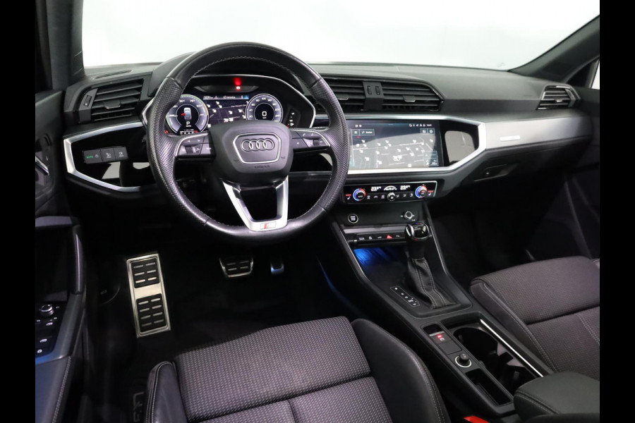 Audi Q3 Sportback 45 TFSI e S Edition 245 pk S-tronic | Navigatie | Panoramadak | Parkeersensoren | Achteruitrijcamera | Adaptieve cruise control | Stoelverwarming |