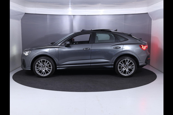 Audi Q3 Sportback 45 TFSI e S Edition 245 pk S-tronic | Navigatie | Panoramadak | Parkeersensoren | Achteruitrijcamera | Adaptieve cruise control | Stoelverwarming |