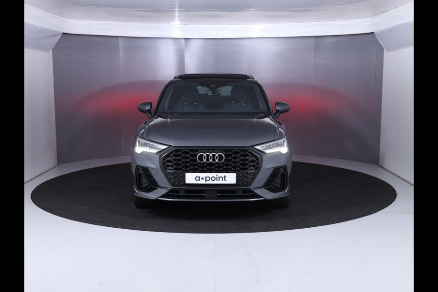 Audi Q3 Sportback 45 TFSI e S Edition 245 pk S-tronic | Navigatie | Panoramadak | Parkeersensoren | Achteruitrijcamera | Adaptieve cruise control | Stoelverwarming |