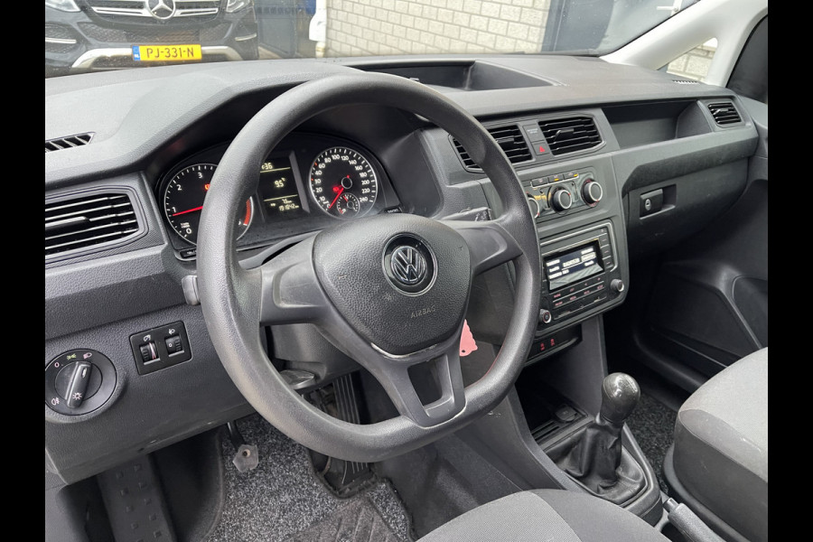 Volkswagen Caddy 2.0 TDI L1H1 BMT Economy Business / vaste prijs rijklaar € 10.950 ex btw / lease vanaf € 201 / airco / 17 Inch lichtmetalen velgen / sidebars / trekhaak / euro 6 !