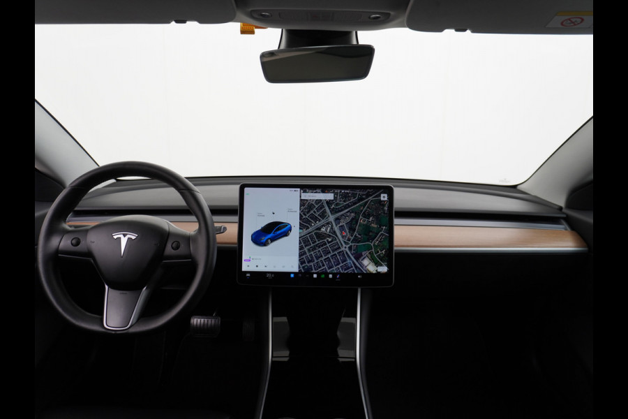 Tesla Model 3 Long Range 75kWh 463PK FSD-Full Self Driving Computer-3 Premium Audio 4wd Lmv 19" AutoPilot Panoramadak Camera's Leder Adaptive- Stoel en achterbank verwarming Keyless Electr.Stoelen+Memory+Easy-Entry WiFi Origineel Nederlandse auto, 1e Eigenaar, Grootste accu, Tot 16,5kwh thuis laden.