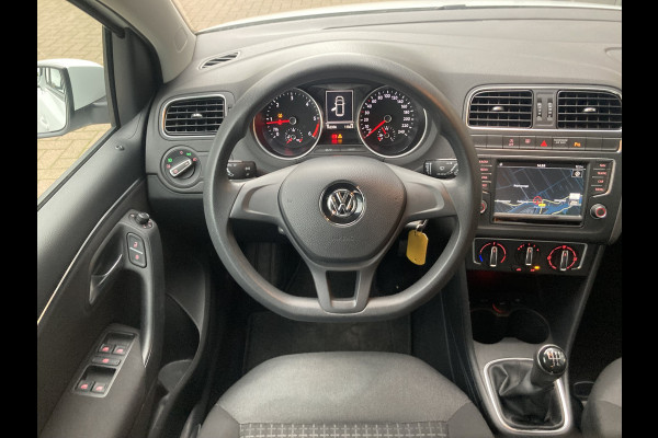 Volkswagen Polo 1.4 TDi 90pk Comfortline Exec.Plus 5-drs. NAVI/CARPLAY/AIRCO/CRUISE/PDC/BTW/2E EIGENAAR!