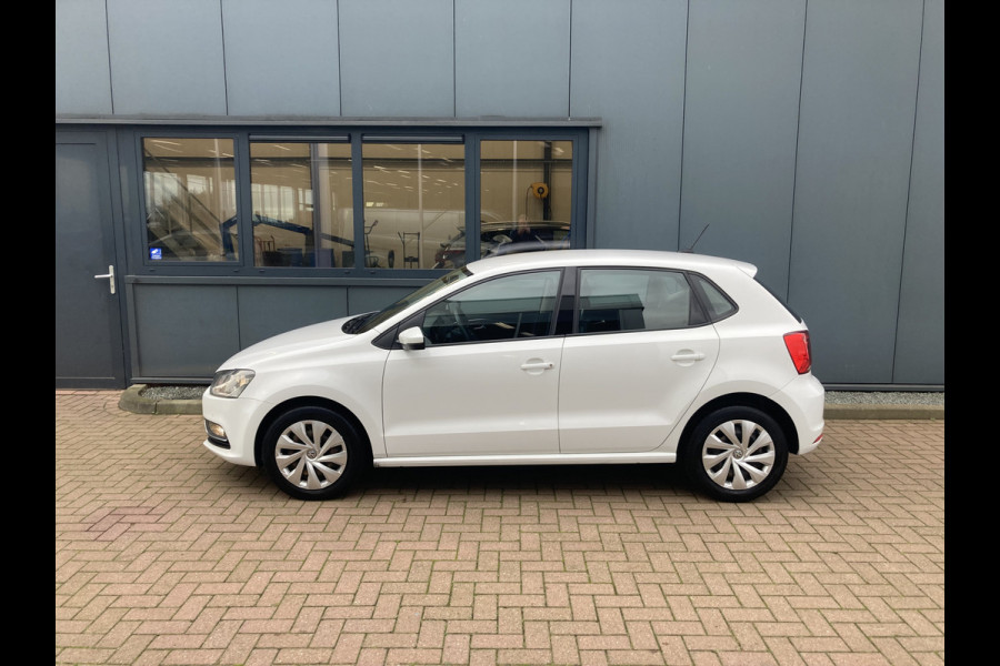 Volkswagen Polo 1.4 TDi 90pk Comfortline Exec.Plus 5-drs. NAVI/CARPLAY/AIRCO/CRUISE/PDC/BTW/2E EIGENAAR!