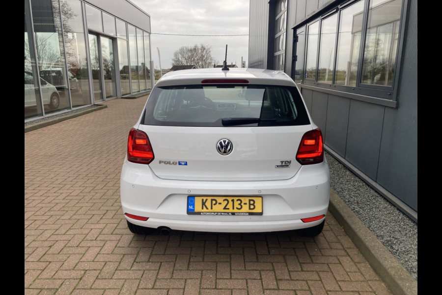 Volkswagen Polo 1.4 TDi 90pk Comfortline Exec.Plus 5-drs. NAVI/CARPLAY/AIRCO/CRUISE/PDC/BTW/2E EIGENAAR!