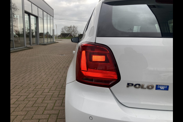 Volkswagen Polo 1.4 TDi 90pk Comfortline Exec.Plus 5-drs. NAVI/CARPLAY/AIRCO/CRUISE/PDC/BTW/2E EIGENAAR!