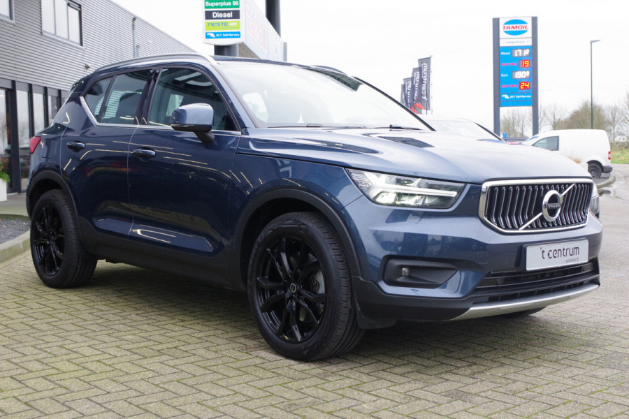 Volvo XC40 1.5 T5 262 PK Recharge Business Pro, Panoramadak, Elek. Trekhaak, LED, Camera