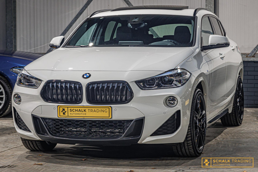 BMW X2 SDrive20i M-sport NAP Panoramadak Camera Leder H&K