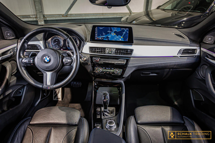 BMW X2 SDrive20i M-sport NAP Panoramadak Camera Leder H&K