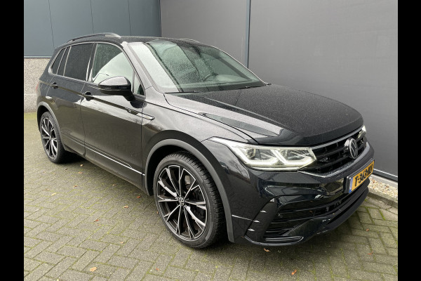 Volkswagen Tiguan 1.5 TSI Elegance Full options!! panorama schuif / kanteldak tv schermen 20 inch velgen