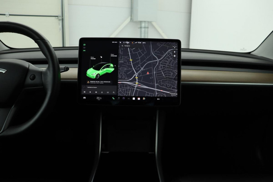 Tesla Model 3 Standard RWD Plus | Autopilot | Panoramadak | Leder | Stoelverwarming | Full LED | Camera | Navigatie