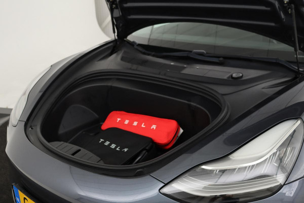 Tesla Model 3 Standard RWD Plus | Autopilot | Panoramadak | Leder | Stoelverwarming | Full LED | Camera | Navigatie