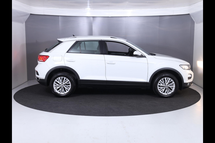 Volkswagen T-Roc 1.5 TSI Style Business 150pk DSG| Navi| el.achterklep| Climatronic