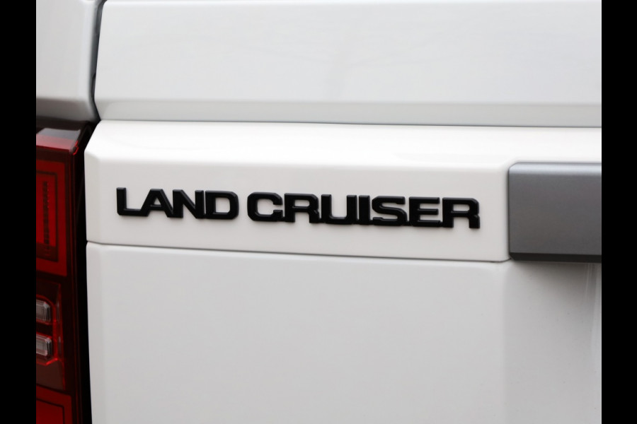 Toyota Land Cruiser 2.8 D-4D Blind Van Navigator | All-In Prijs