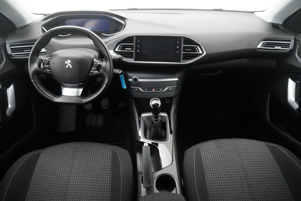 Peugeot 308 BWJ 10-2020 | 111 PK Active Pack | CLIMA | TREKHAAK | VIRTUAL COCKPIT | NAVI | LMV | CARPLAY |