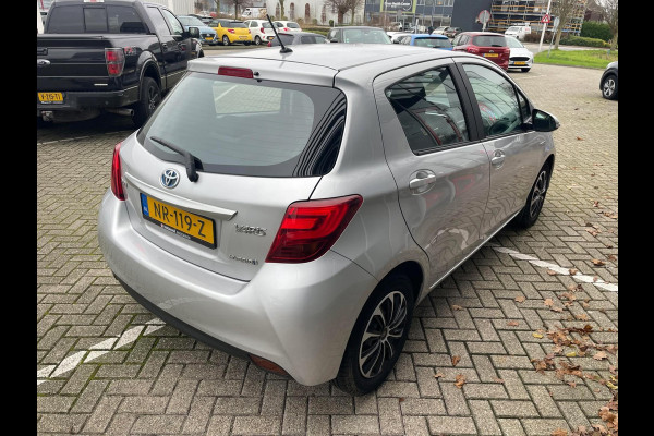 Toyota Yaris 1.5 Hybrid Aspiration Camera/navigatie/1e eigenaar