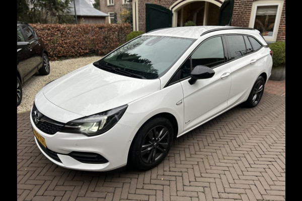 Opel Astra Sports Tourer 1.2 110pk Design & Tech Navi, Camera, LMV, 1e Eigenaar!