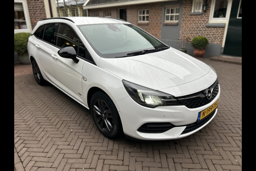 Opel Astra Sports Tourer 1.2 110pk Design & Tech Navi, Camera, LMV, 1e Eigenaar!