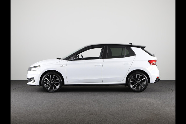 Škoda Fabia 1.0 TSI Monte Carlo | Travel assist | Stoelverwarming | 17 inch lichtmetalen velgen | Parkeercamera