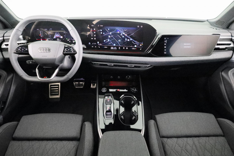 Audi A5 Limousine 2.0 TFSI edition One S-line exterieur, S-line interieur, omgevingscamera's, optiekpakket zwart, adaptive cruise control, mmi bijrijdersscherm