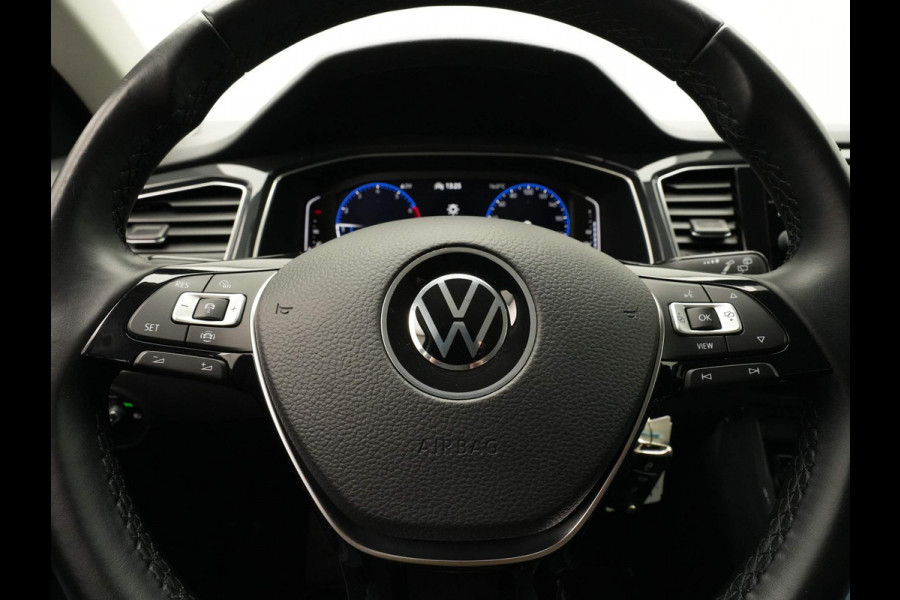 Volkswagen T-Roc 1.5 TSI Sport Navigatie Camera Clima Led 286