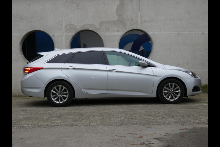 Hyundai i40 Wagon 1.6 GDI Essence | NAVIGATIE |