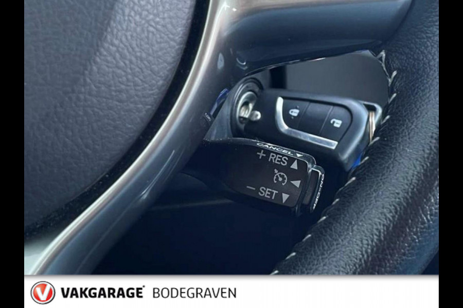 Toyota Yaris 1.5 Hybrid Aspiration Camera/navigatie/1e eigenaar