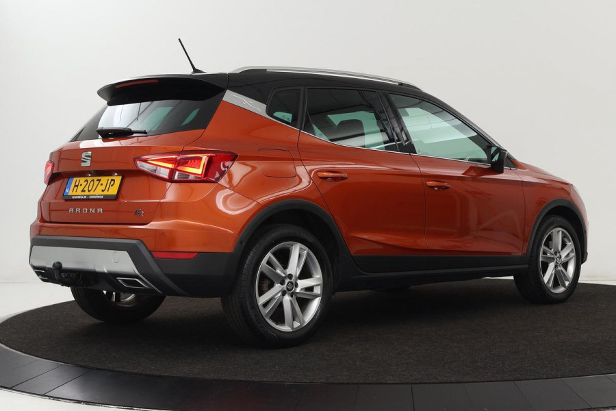 Seat Arona 1.0 TSI FR Intens | Stoelverwarming | Trekhaak | Leder/Alcantara | Adaptive cruise | Camera | Virtual Cockpit | Carplay | Full LED | Dodehoek detectie | Navigatie | Keyless