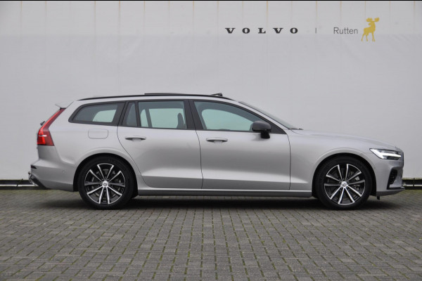 Volvo V60 T6 350PK Automaat Recharge AWD Plus Dark / Adaptieve cruise control / BLIS / Panoramadak / Harman Kardon audio /  Apple carplay / Elektrische stoelen met geheugen / Parkeersensoren met 360 camera / Trekhaak / Elektrische achterklep