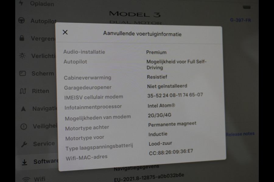 Tesla Model 3 Performance 513pk 3,4 sec 0-100 ! 20"lmv FSD-vb. AutoPilot Carbon-Spoiler Premium-HiFi Pano.dak Camera Leer Adaptive-Cruise+Stop 4wd Rode Remklauwen Premium Audio Veel grip door 4WD vierwielaandrijving.  Origineel Nederlandse auto ! Orig.NL auto  1e eigenaar