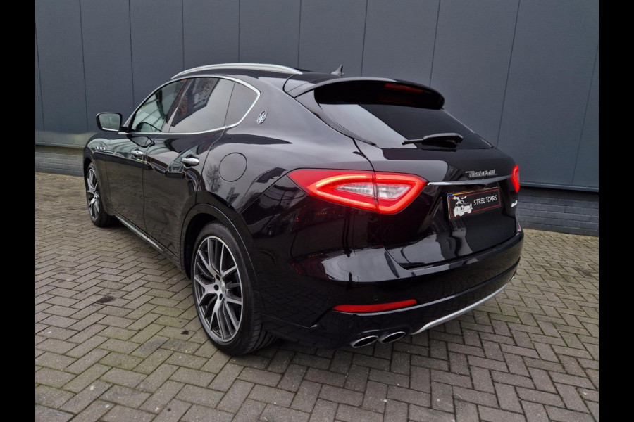 Maserati Levante 3.0 V6 D AWD Gransport /Pano /Luchtvering /Soundbox