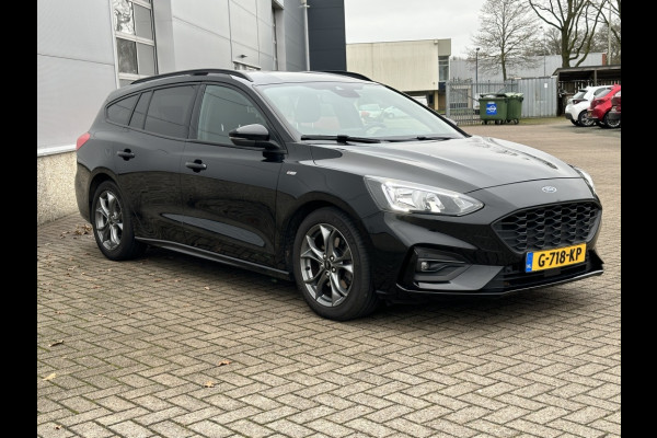 Ford FOCUS Wagon 1.5 EcoB. st-line