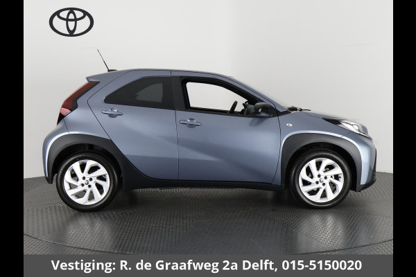 Toyota Aygo X 1.0 VVT-i MT first | Stoelverwarming | Apple CarPlay & AndroidAUTO | Camera