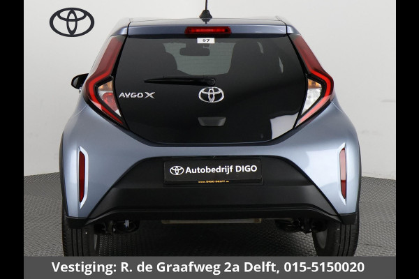 Toyota Aygo X 1.0 VVT-i MT first | Stoelverwarming | Apple CarPlay & AndroidAUTO | Camera