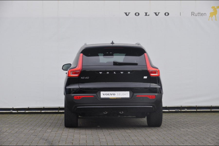 Volvo XC40 Recharge 231PK Automaat Plus 70 kWh / Adaptive cruise control / Pilot assist / Elektrische achterklep / Keyless entry / Apple carplay / Parkeersensoren met camera /