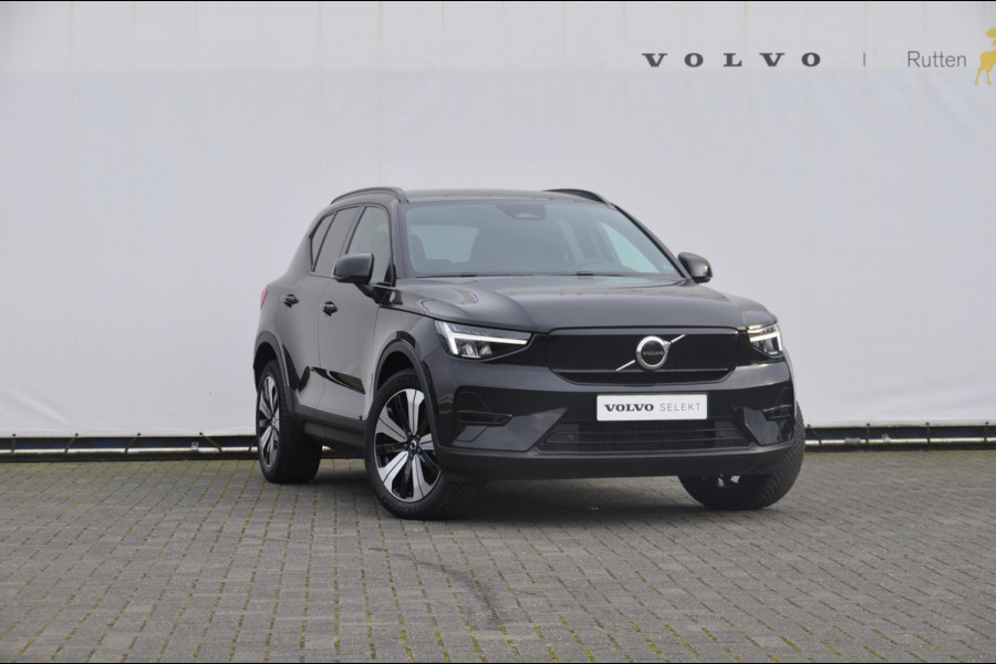 Volvo XC40 Recharge 231PK Automaat Plus 70 kWh / Adaptive cruise control / Pilot assist / Elektrische achterklep / Keyless entry / Apple carplay / Parkeersensoren met camera /